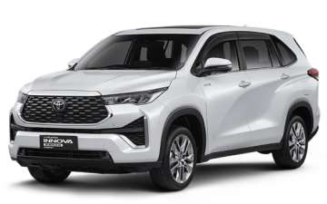 Toyota Innova Zenix 